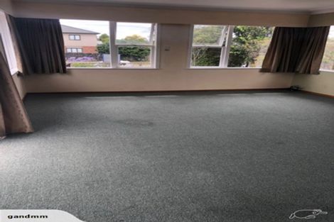 Photo of property in 90 Gloria Avenue, Te Atatu Peninsula, Auckland, 0610