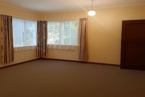Photo of property in 2/3170 Great North Road, New Lynn, Auckland, 0600