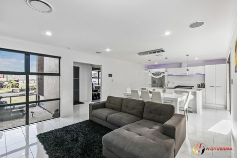 Photo of property in 300 Harbourside Drive, Karaka, Papakura, 2113