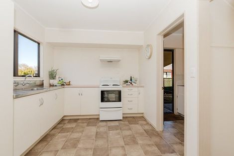 Photo of property in 6 Bartholomew Drive, Nawton, Hamilton, 3200