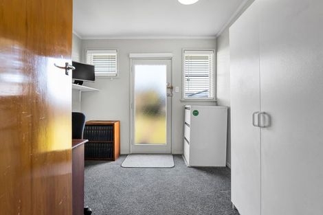 Photo of property in 37 Reid Avenue, Hawera, 4610