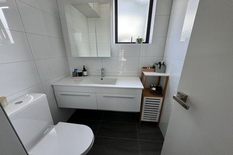 Photo of property in 4 Mangrove Lane, Albany Heights, Auckland, 0632