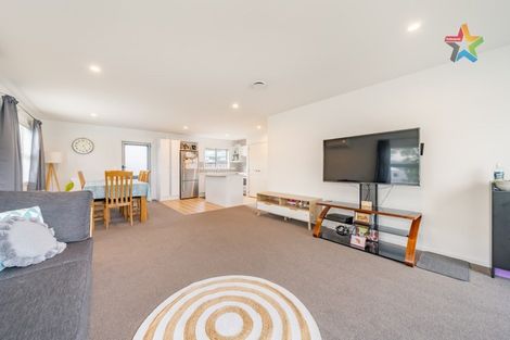 Photo of property in 25a Wainuiomata Road, Wainuiomata, Lower Hutt, 5014