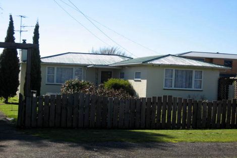 Photo of property in 21 Richmond Road, Carterton, 5713