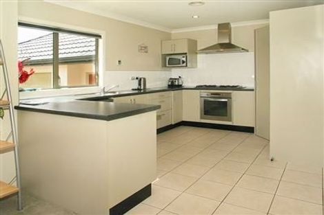 Photo of property in 24 Dusky Crescent, Aotea, Porirua, 5024