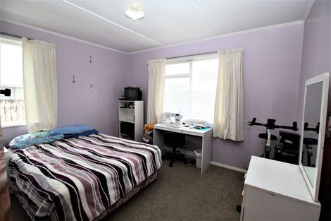 Photo of property in 69 Burgoyne Street, Woodville, 4920