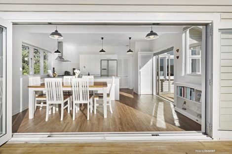 Photo of property in 72 Chaytor Street, Karori, Wellington, 6012