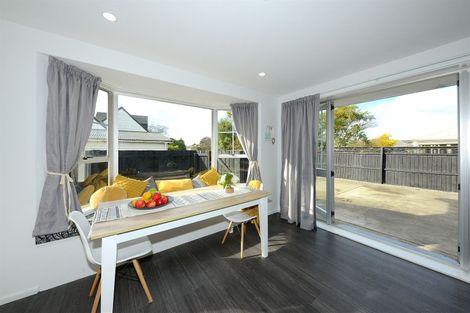 Photo of property in 2/5 Frome Place, St Albans, Christchurch, 8052