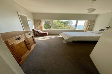 Photo of property in 114 Motuhara Road, Plimmerton, Porirua, 5026