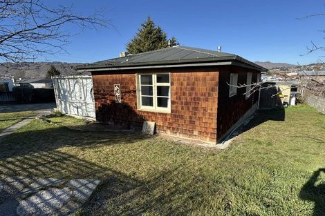 Photo of property in 6 Spencer Street, Alexandra, 9320