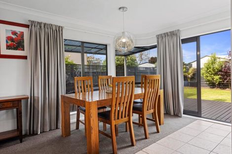 Photo of property in 55 Kane Road, Papamoa Beach, Papamoa, 3118