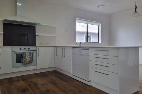 Photo of property in 32 Gaine Street, New Plymouth, 4310