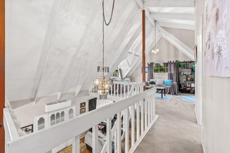 Photo of property in 52a Rua Road, Glen Eden, Auckland, 0602