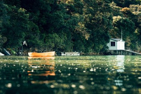 Photo of property in 17 Glen Brook Road, Omiha, Waiheke Island, 1081