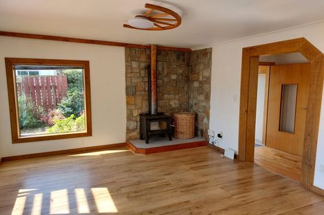 Photo of property in 26 Porterfield Street, Macandrew Bay, Dunedin, 9014