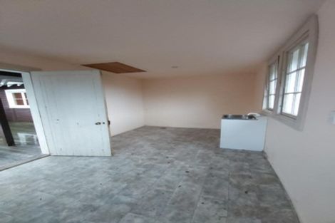 Photo of property in 35 Victoria Street, Hawera, 4610