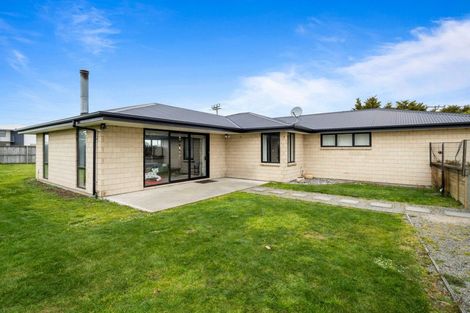 Photo of property in 4 Rangiora Woodend Road, Woodend, 7610