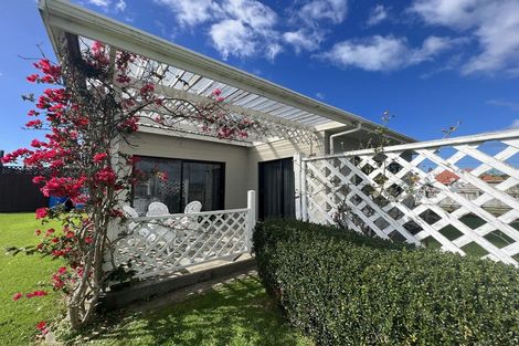 Photo of property in 18 Seymour Street, Waitara, 4320