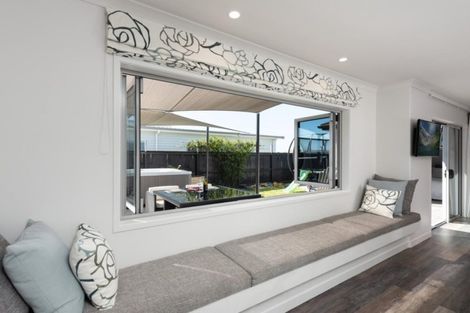 Photo of property in 134 Oriental Parade, Papamoa Beach, Papamoa, 3118