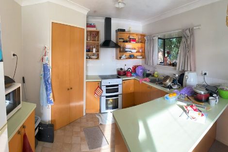 Photo of property in 1/62 Aviemore Drive, Highland Park, Auckland, 2010