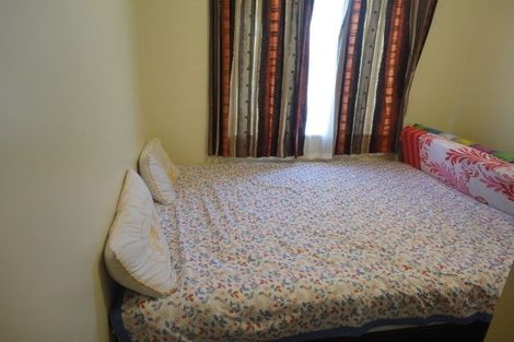 Photo of property in 85 Cobham Crescent, Kelston, Auckland, 0602