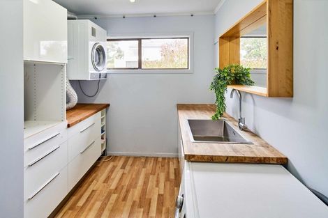 Photo of property in 17 Haunui Road, Pukerua Bay, 5026