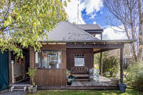 Photo of property in 5 Mackenzie Street, National Park, Owhango, 3989