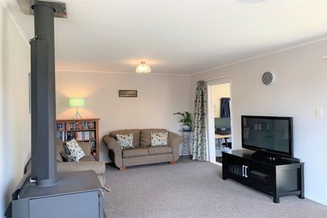 Photo of property in 69 Waenga Drive, Cromwell, 9310