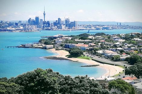 Photo of property in 2 Kerr Street, Devonport, Auckland, 0624