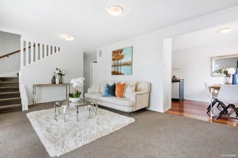 Photo of property in 77 Langana Avenue, Browns Bay, Auckland, 0630