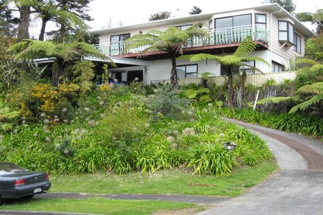 Photo of property in 10 Lindaver Grove, Merrilands, New Plymouth, 4312