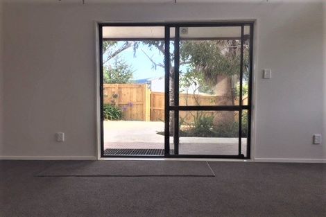 Photo of property in 80 Bell Street, Tawa, Wellington, 5028