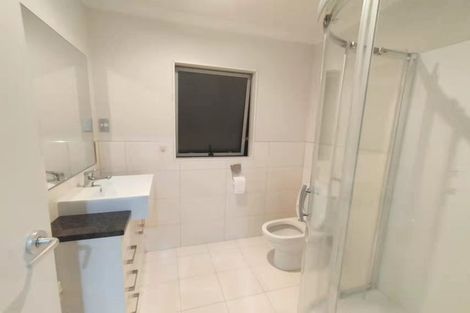 Photo of property in 4 Liscooly Place, Flat Bush, Auckland, 2019