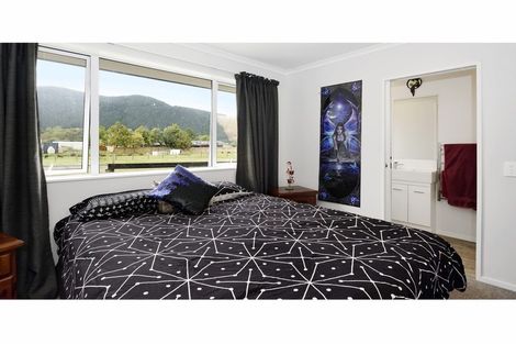 Photo of property in 11 Robertson Mill Place, Rai Valley, 7194