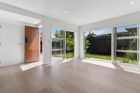 Photo of property in 22a Hazel Avenue, Mount Roskill, Auckland, 1041