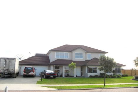 Photo of property in 206 Carnoustie Drive, Wattle Downs, Auckland, 2103