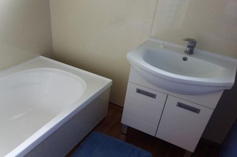 Photo of property in 38 Tipahi Street, Nelson South, Nelson, 7010