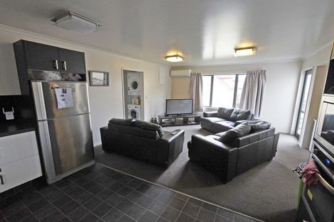 Photo of property in 99 Clyde Street, North Dunedin, Dunedin, 9016