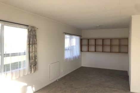 Photo of property in 26 Santiago Crescent, Unsworth Heights, Auckland, 0632