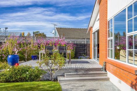 Photo of property in 24 Raxworthy Street, Ilam, Christchurch, 8041