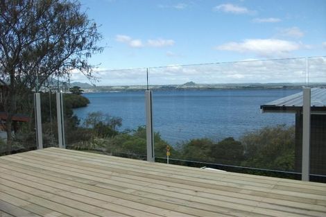 Photo of property in 856b Wily Terrace, Acacia Bay, Taupo, 3330