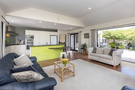 Photo of property in 29 Pukekura Place, Taradale, Napier, 4112