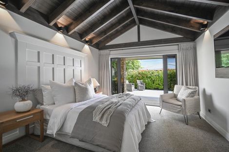 Photo of property in 127 Arataki Road, Havelock North, 4130