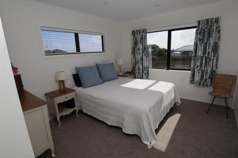 Photo of property in 43 Sunset Drive, Baylys Beach, Dargaville, 0377