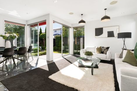 Photo of property in 54 Office Road, Merivale, Christchurch, 8014