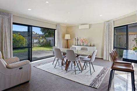 Photo of property in 7 Datum Way, Paraparaumu, 5032