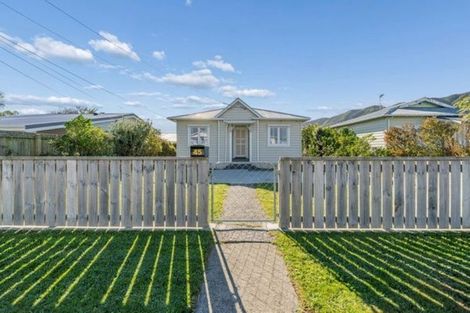 Photo of property in 45 York Street, Moera, Lower Hutt, 5010
