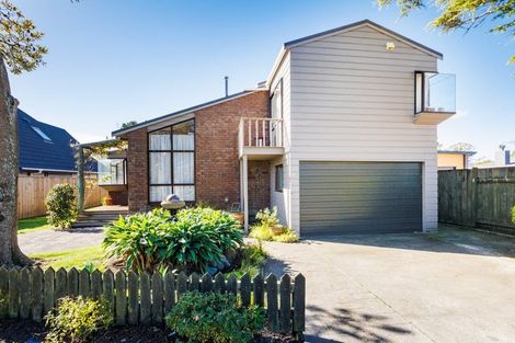 Photo of property in 42a Clifton Terrace, Fitzherbert, Palmerston North, 4410