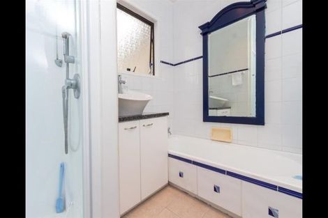 Photo of property in 6 Orinda Close, Botany Downs, Auckland, 2010