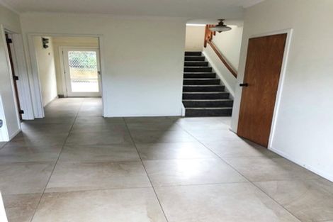 Photo of property in 2/205 Onewa Road, Birkenhead, Auckland, 0626